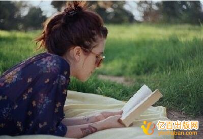 评中级讲师需要出教材吗